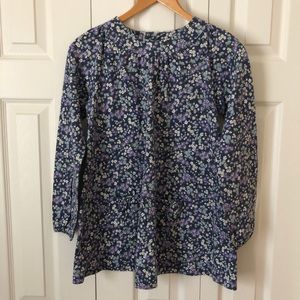 [SOLD] Navy blue floral pattern tunic top